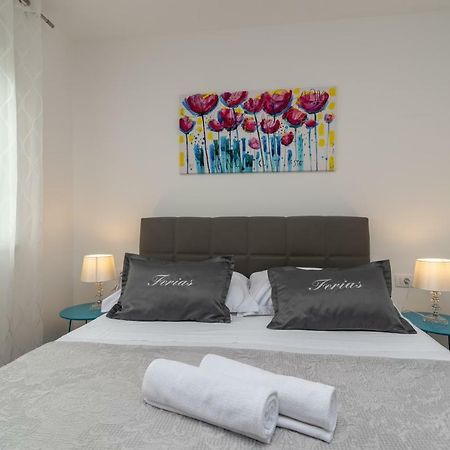 טרוגיר Apartment Ferias מראה חיצוני תמונה